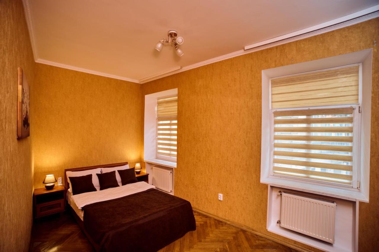 Apartments Near Potocki Palace Liov Exterior foto