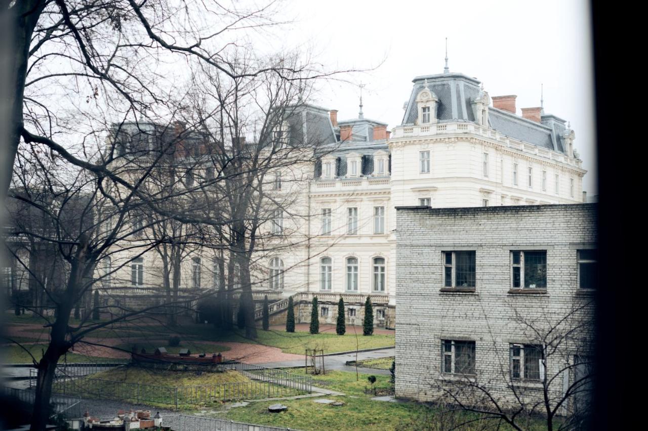 Apartments Near Potocki Palace Liov Exterior foto